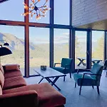 Authentic Life With Loefjell View *