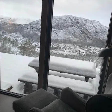 Authentic Life With Loefjell View *