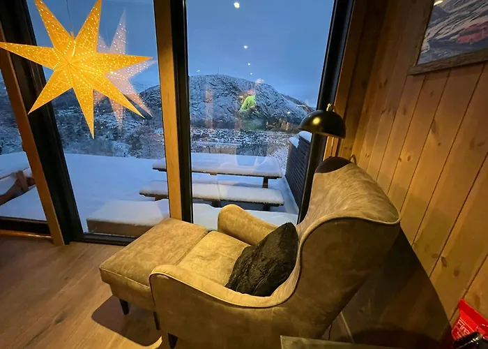 Authentic Cabin Life With Loefjell View Hébergement de vacances Rysstad