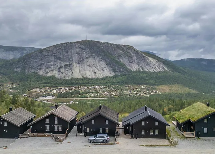 Authentic Cabin Life With Loefjell View Hébergement de vacances