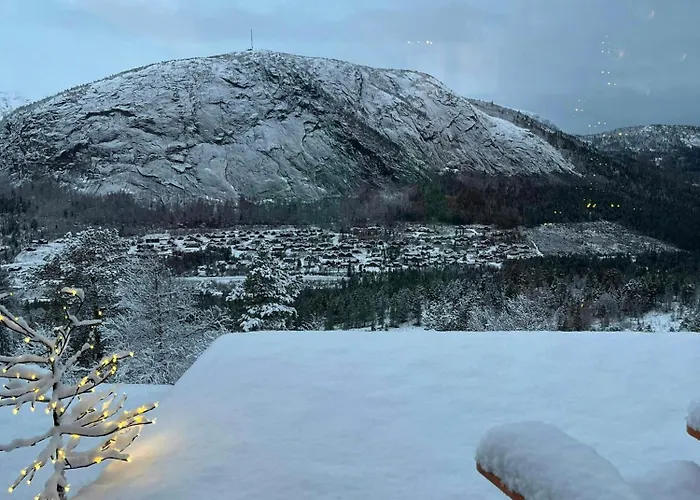 Hébergement de vacances Authentic Cabin Life With Loefjell View Rysstad